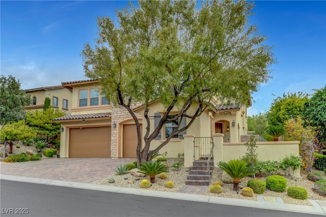 12122 High Country Lane