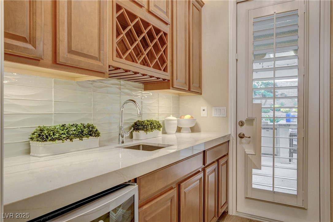 12122 High Country Lane