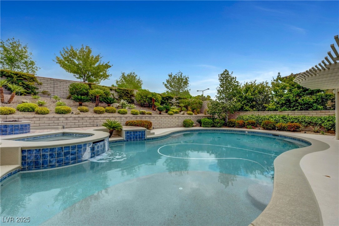 12122 High Country Lane