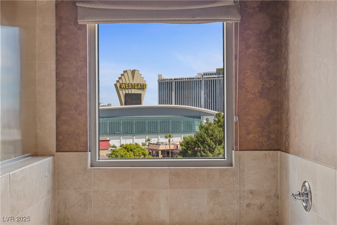 360 East Desert Inn Road 605