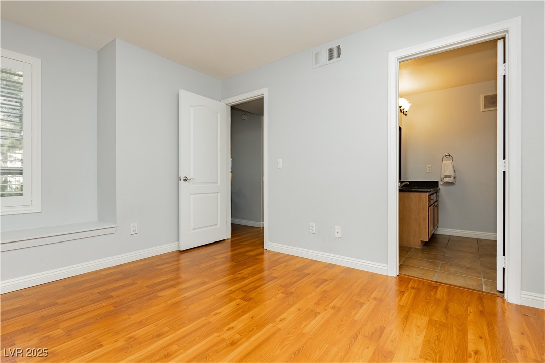 9325 West Desert Inn Road 127