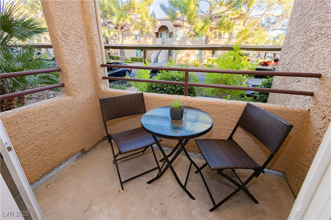 9325 West Desert Inn Road 127