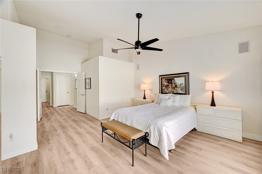 9178 Valley Spring Court