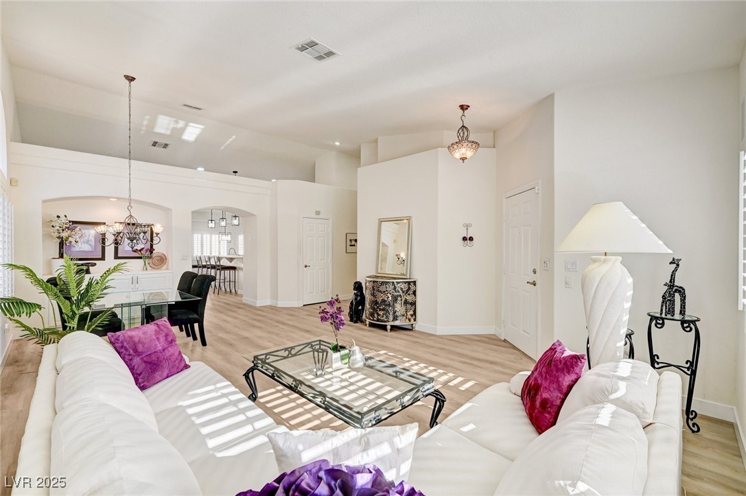 9178 Valley Spring Court