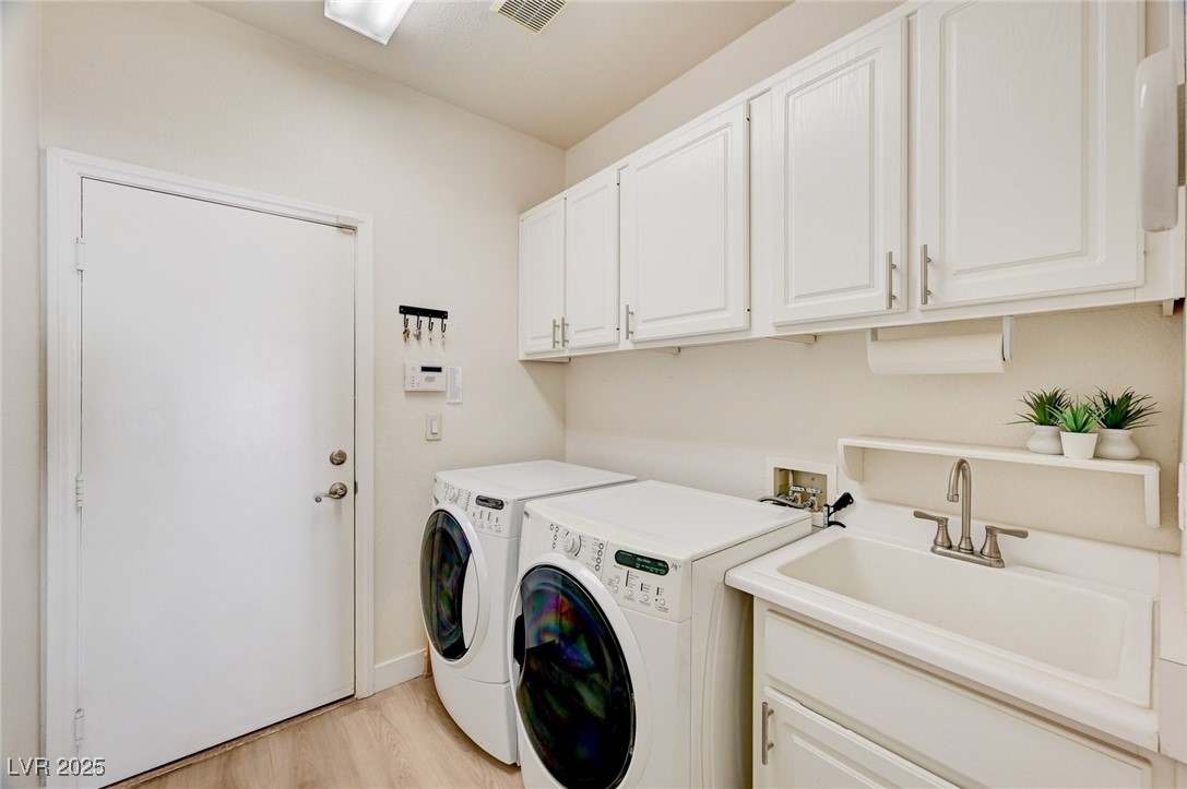 9178 Valley Spring Court