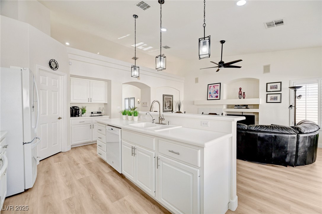 9178 Valley Spring Court