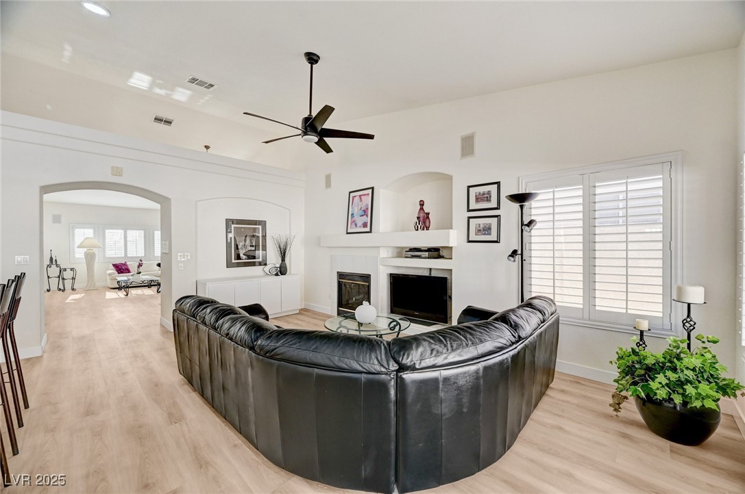 9178 Valley Spring Court