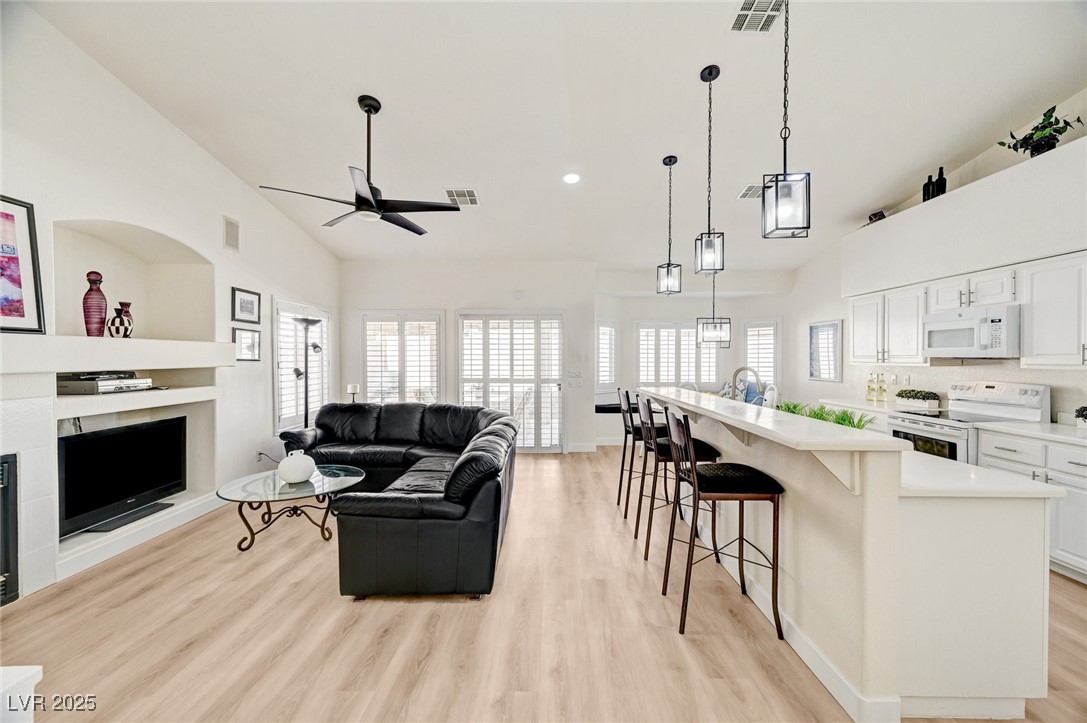 9178 Valley Spring Court