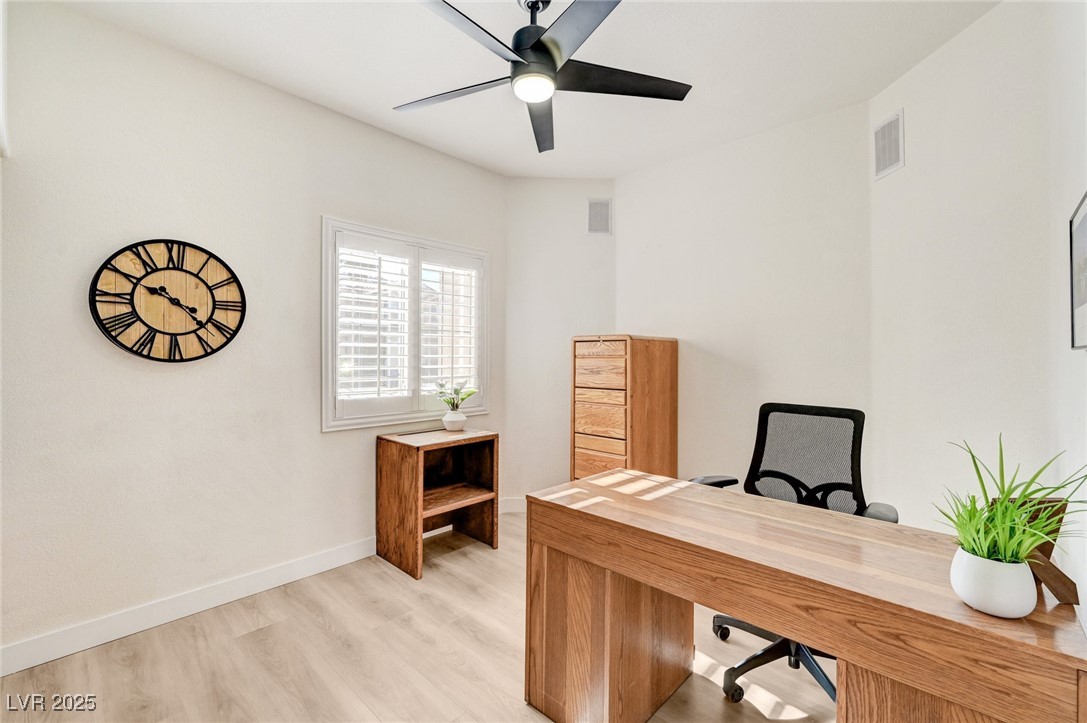 9178 Valley Spring Court