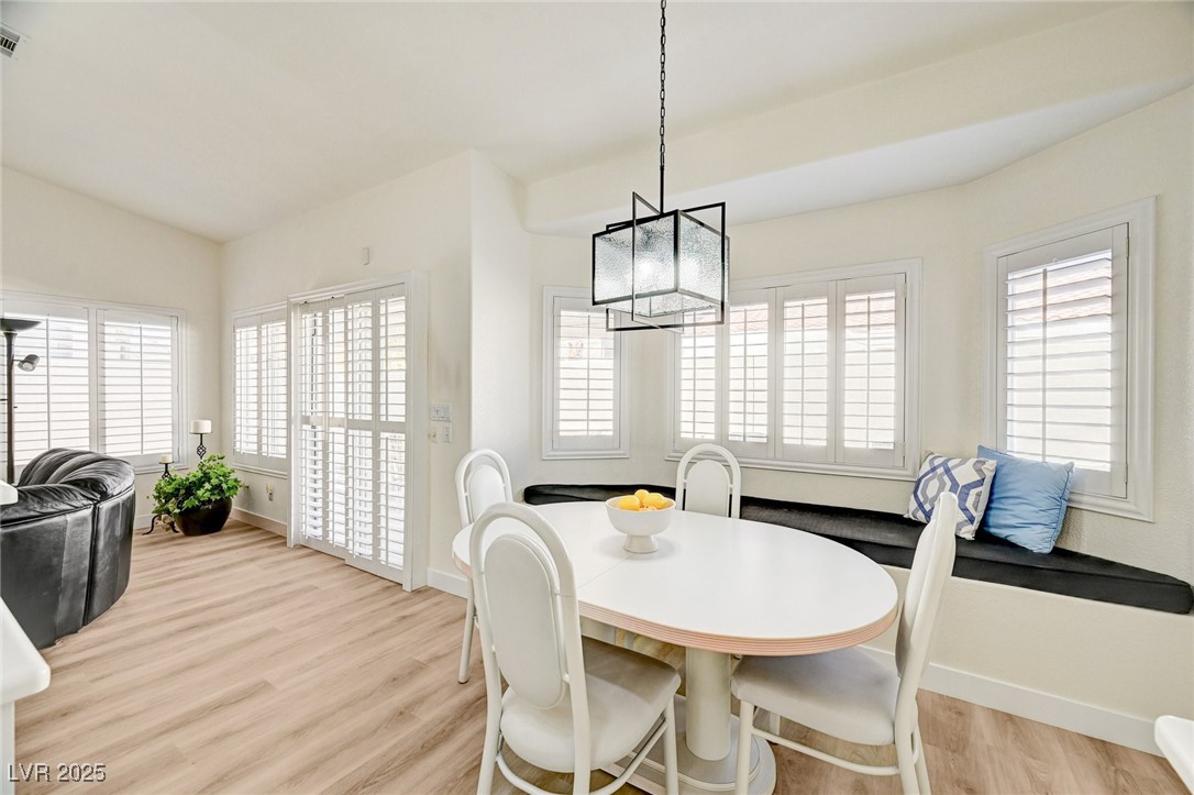 9178 Valley Spring Court