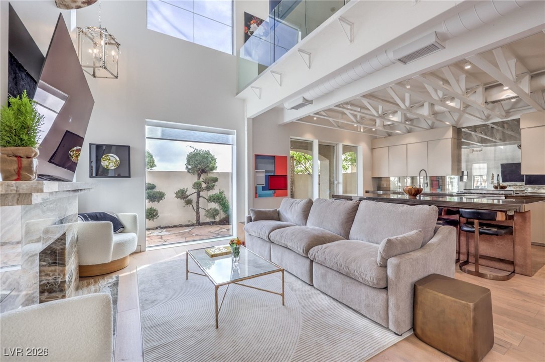 952 Coatbridge Street