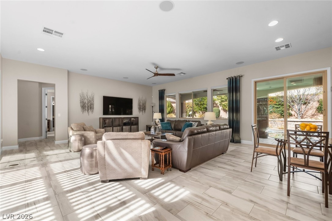 9714 Champagne Bliss Avenue