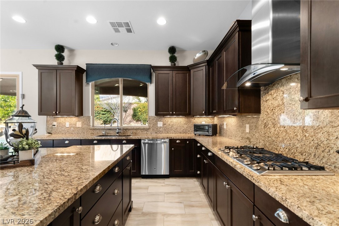 9714 Champagne Bliss Avenue