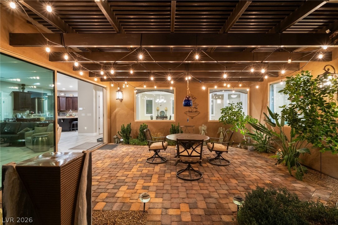 9714 Champagne Bliss Avenue