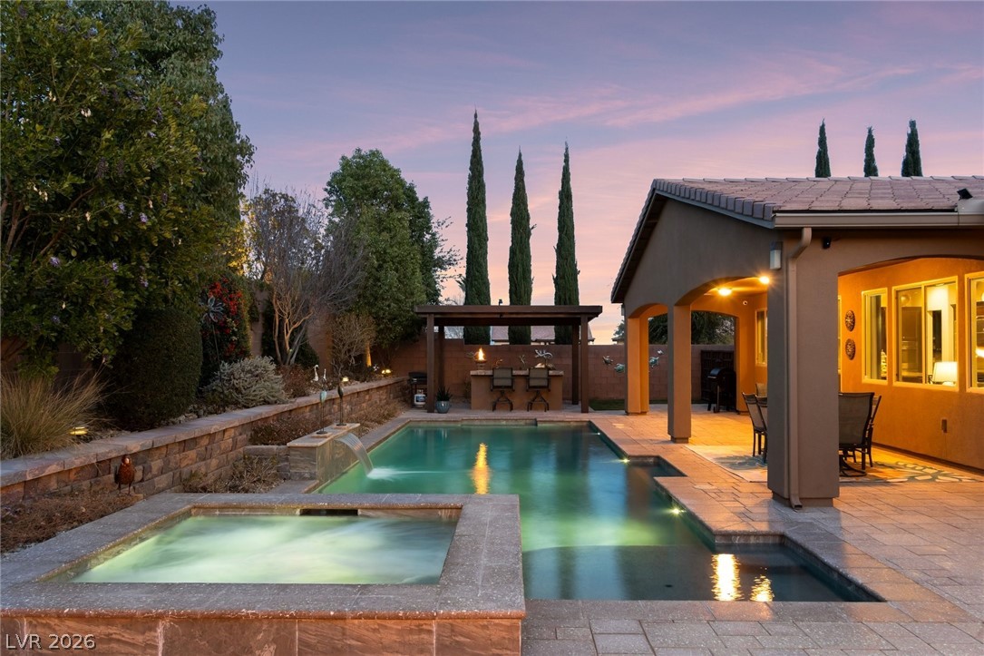 9714 Champagne Bliss Avenue