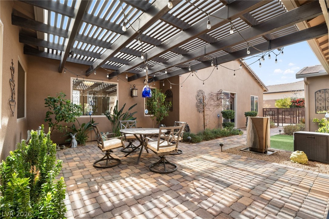 9714 Champagne Bliss Avenue