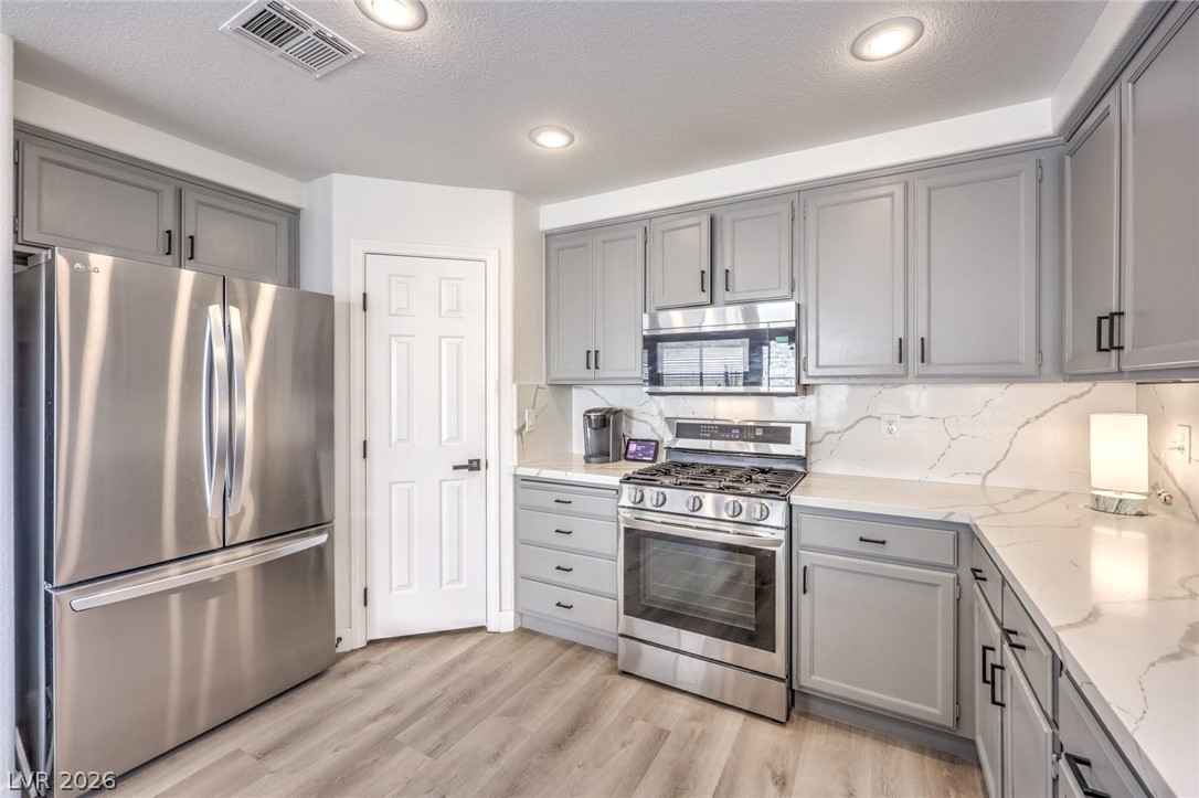 3065 Yankee Clipper Drive