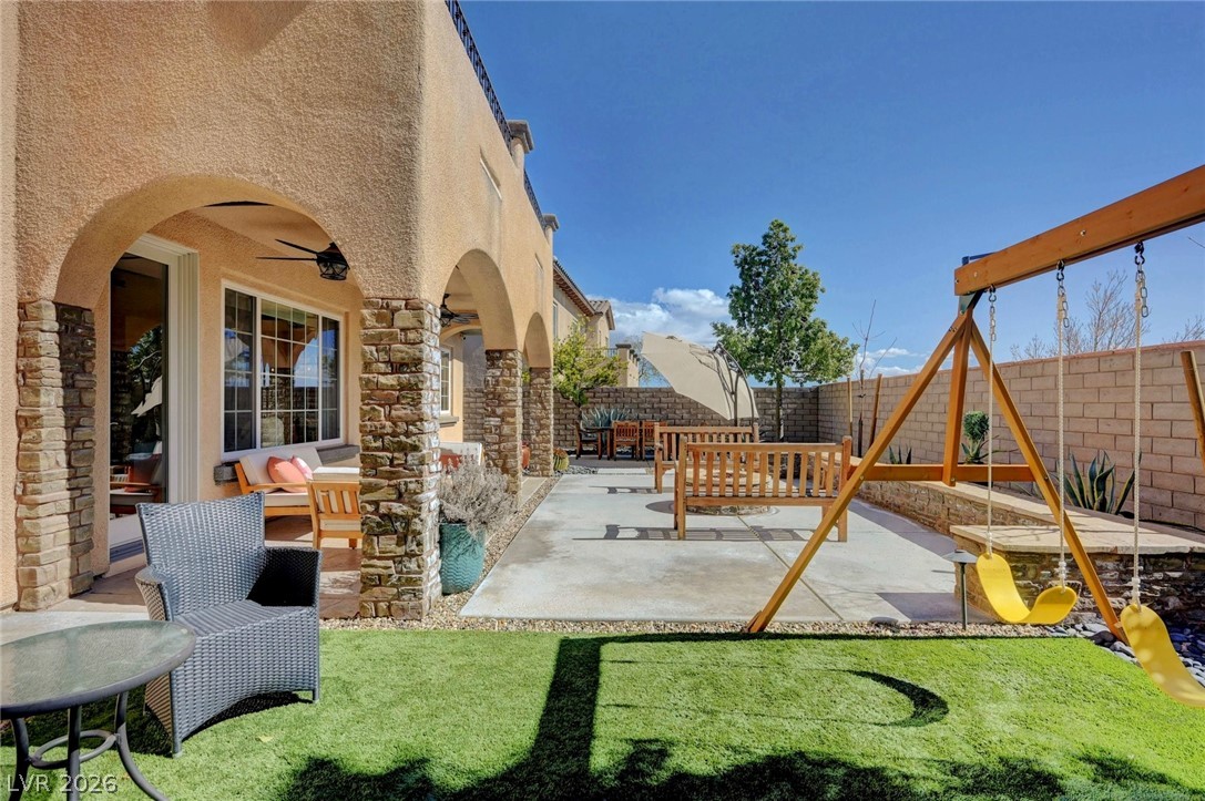 12025 La Palmera Avenue