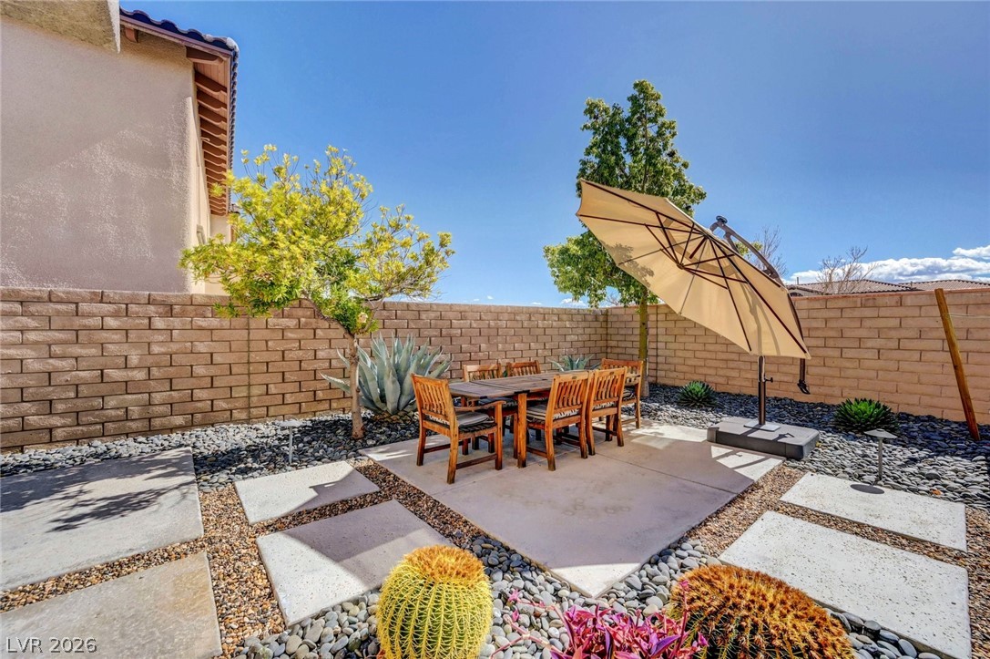 12025 La Palmera Avenue