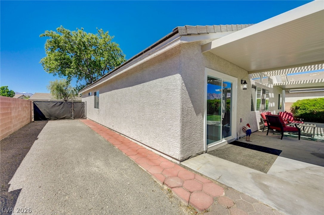 7494 Peaceful Brook Street