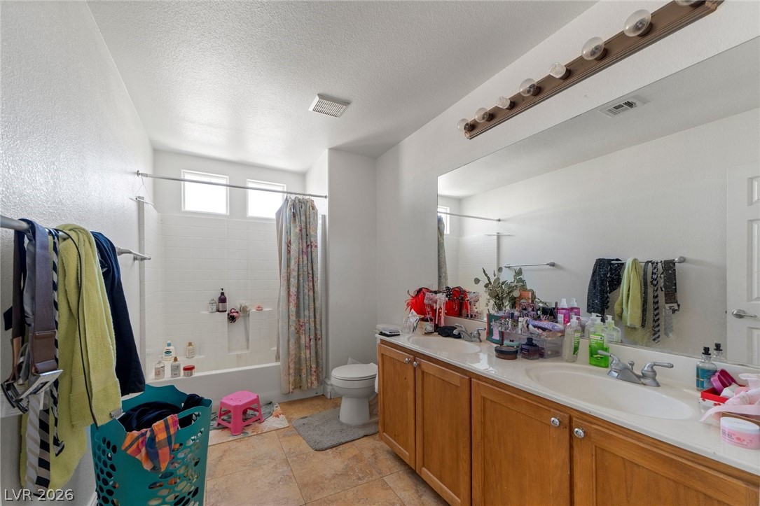 9727 Waukegan Avenue