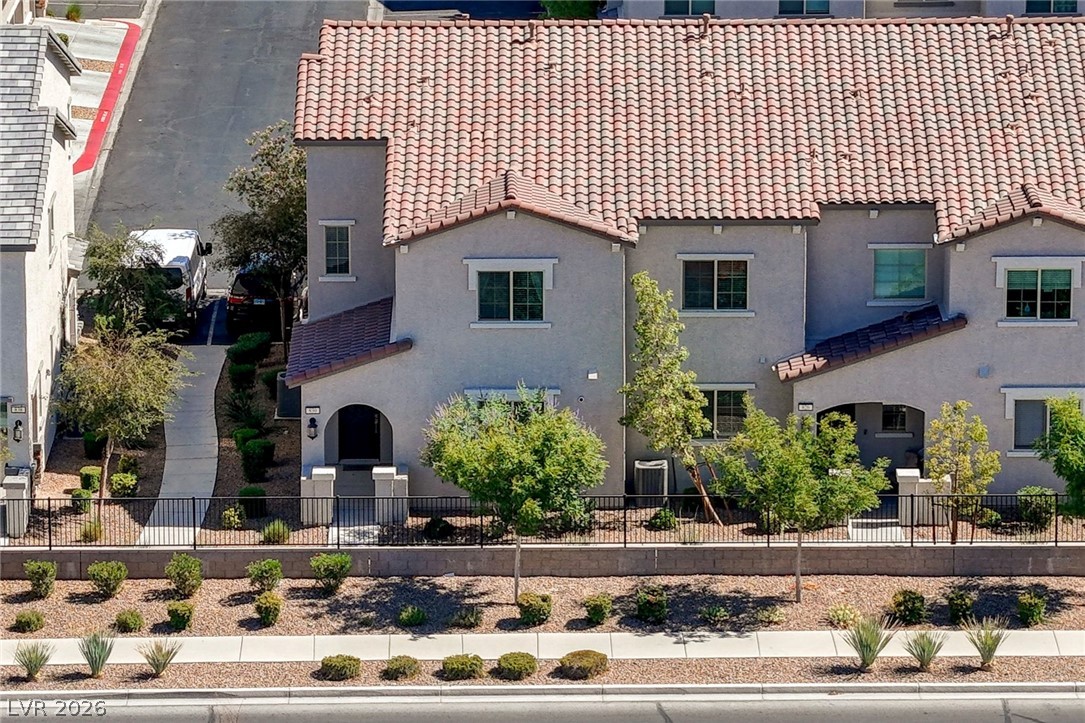 830 Star Estates Avenue