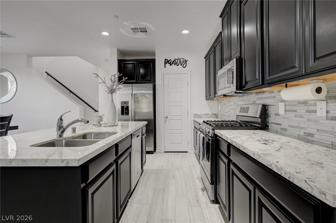 830 Star Estates Avenue