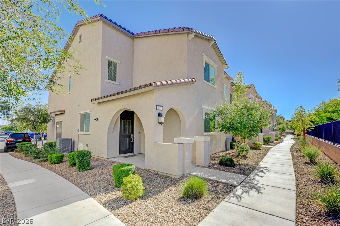 830 Star Estates Avenue