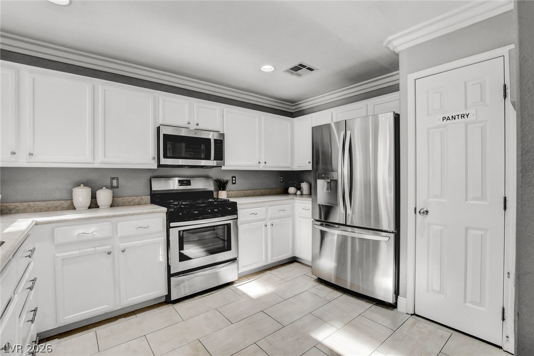 5974 Banbury Heights Way