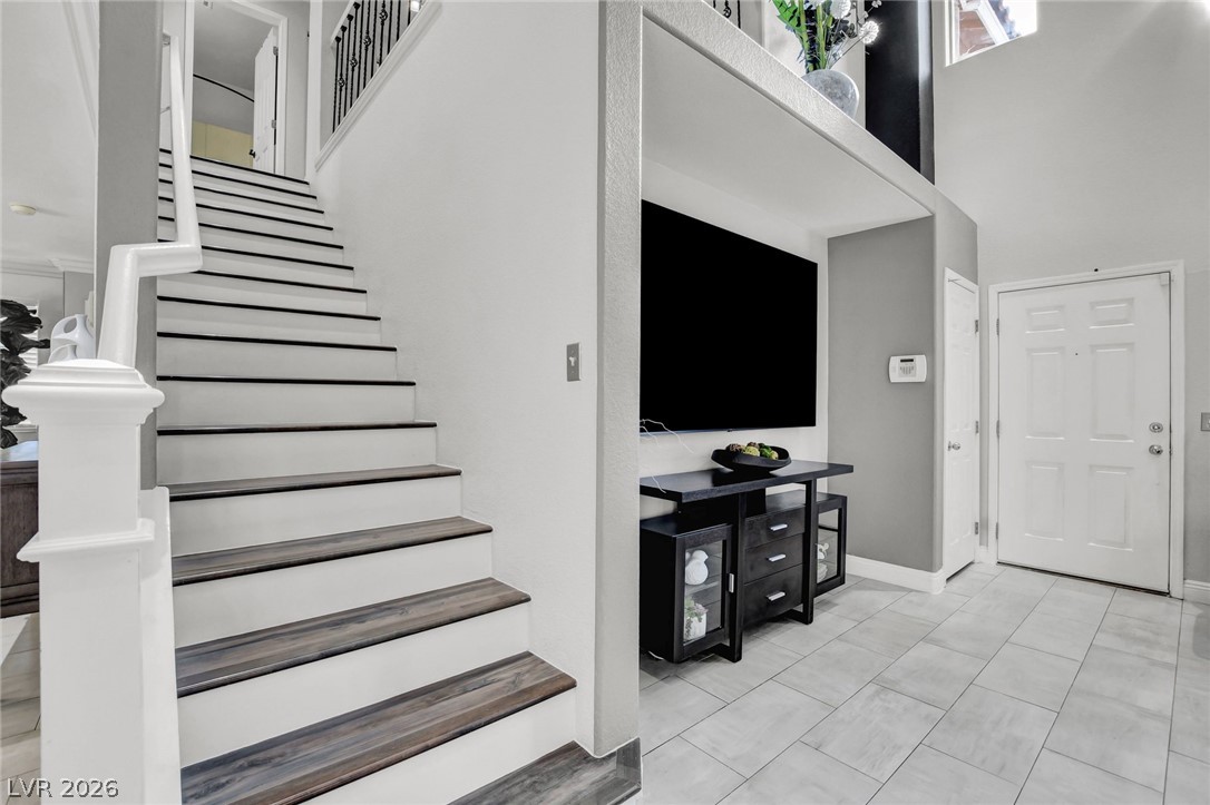 5974 Banbury Heights Way
