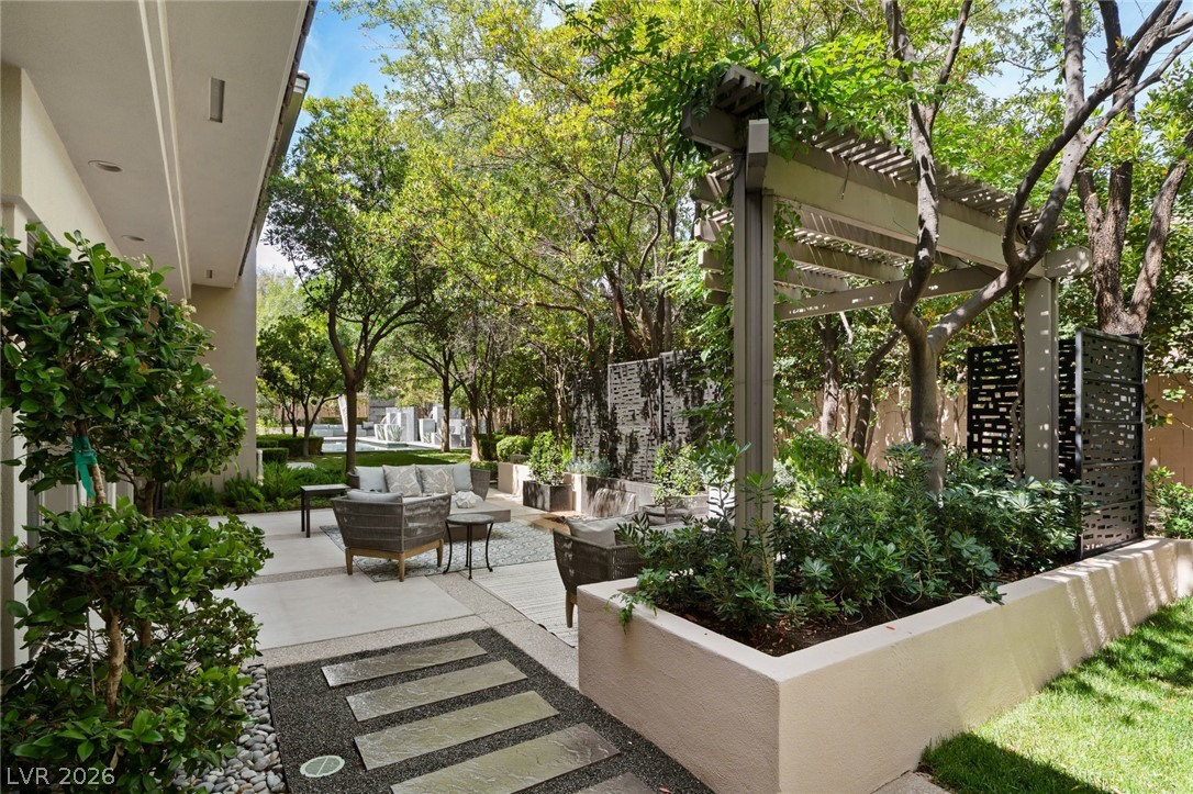 9504 Balatta Canyon Court