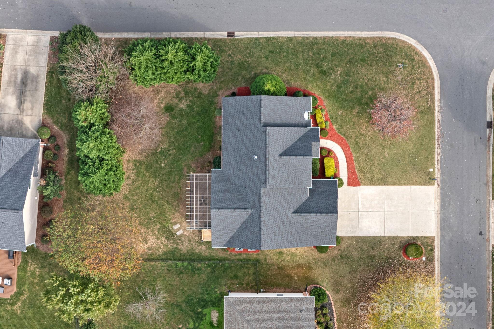 5833 Snapdragon Lane