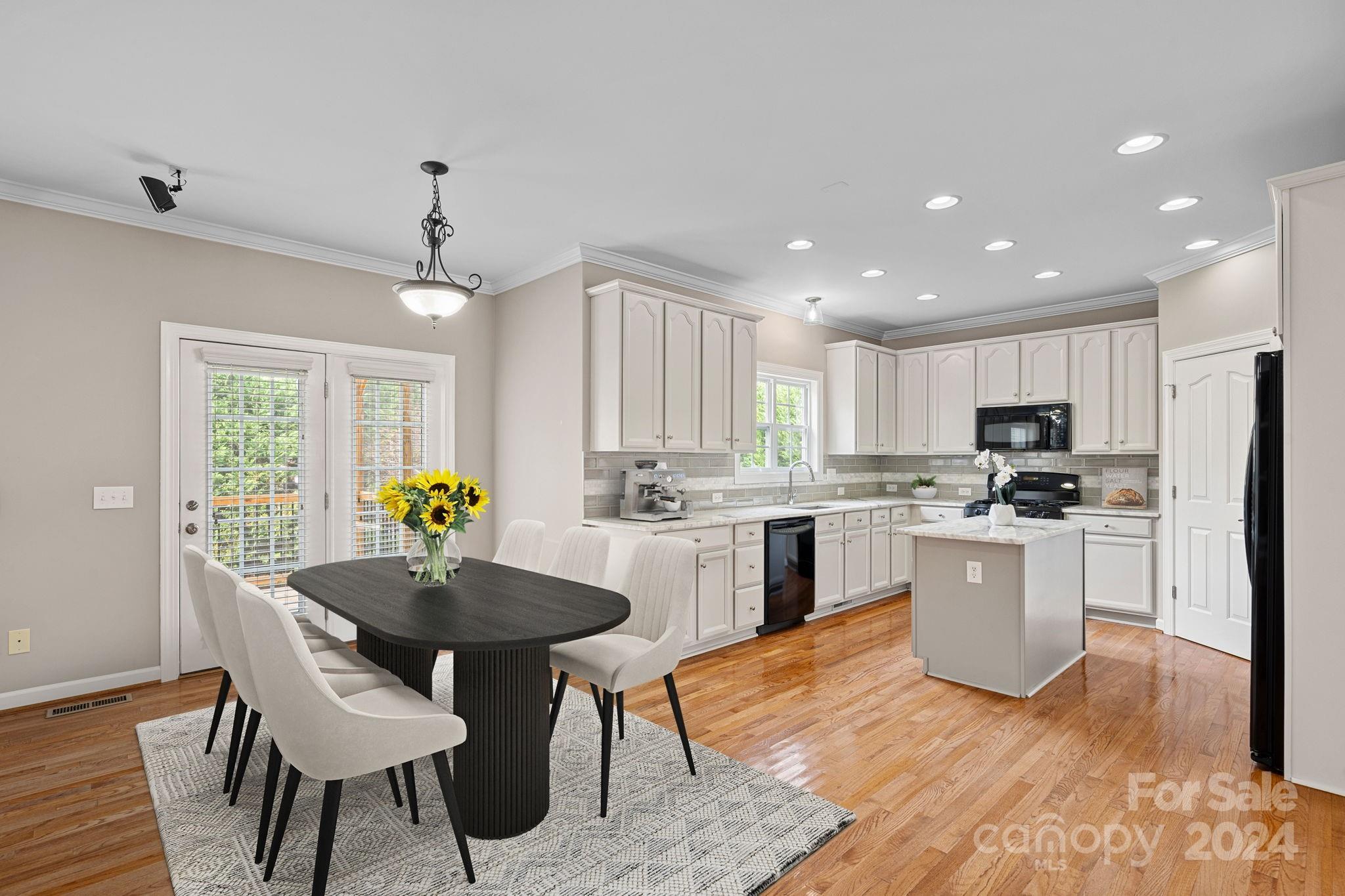 5833 Snapdragon Lane