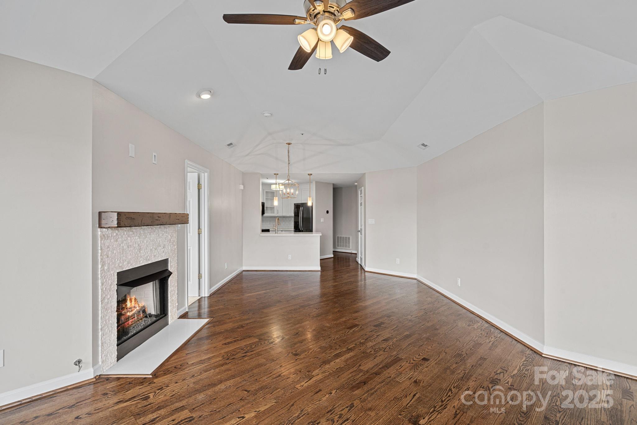 1015 Southwest Drive Unit: 1015