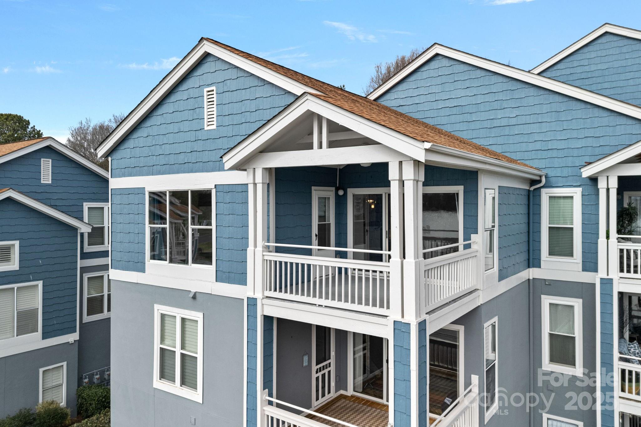 1015 Southwest Drive Unit: 1015
