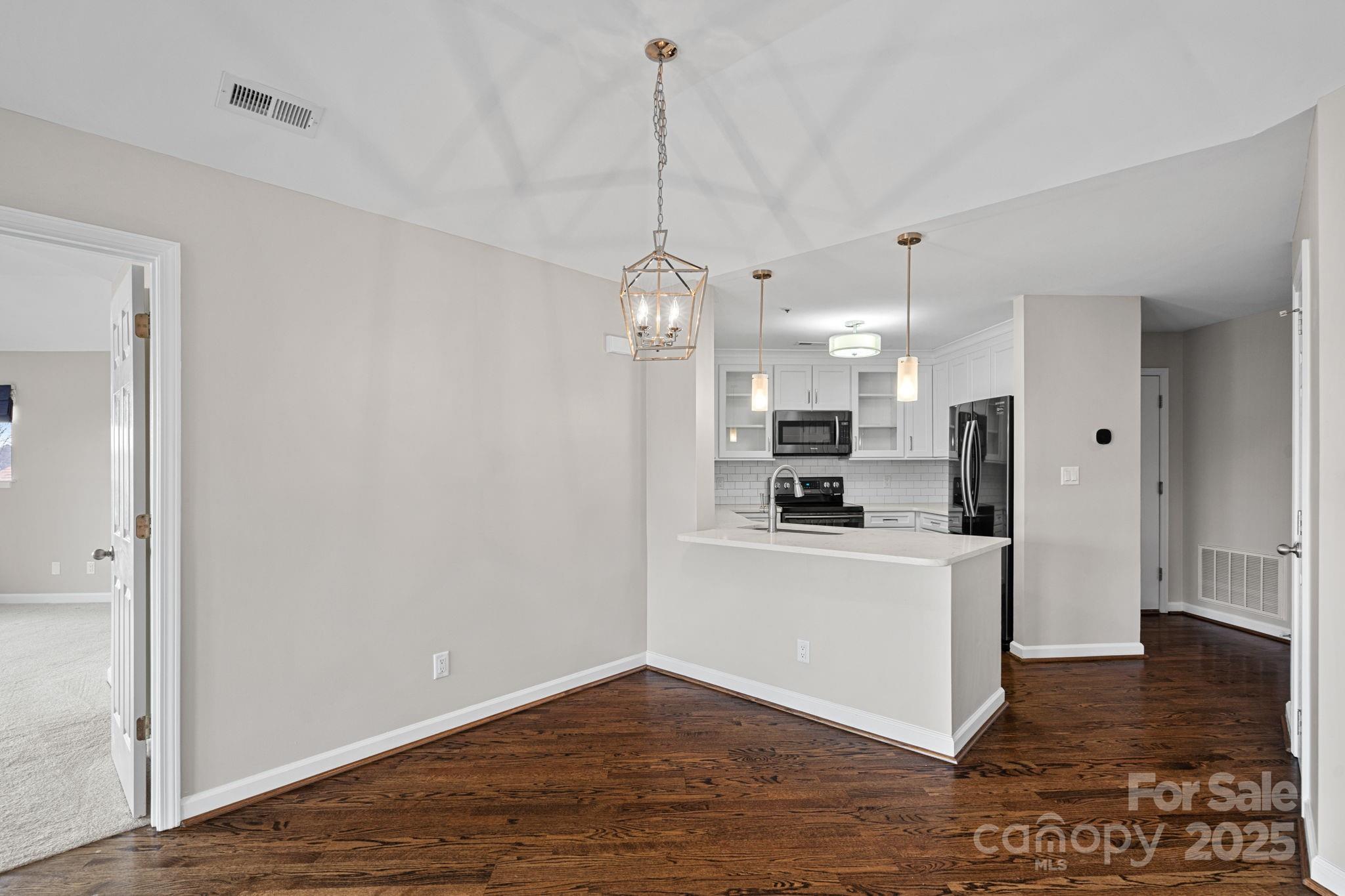 1015 Southwest Drive Unit: 1015
