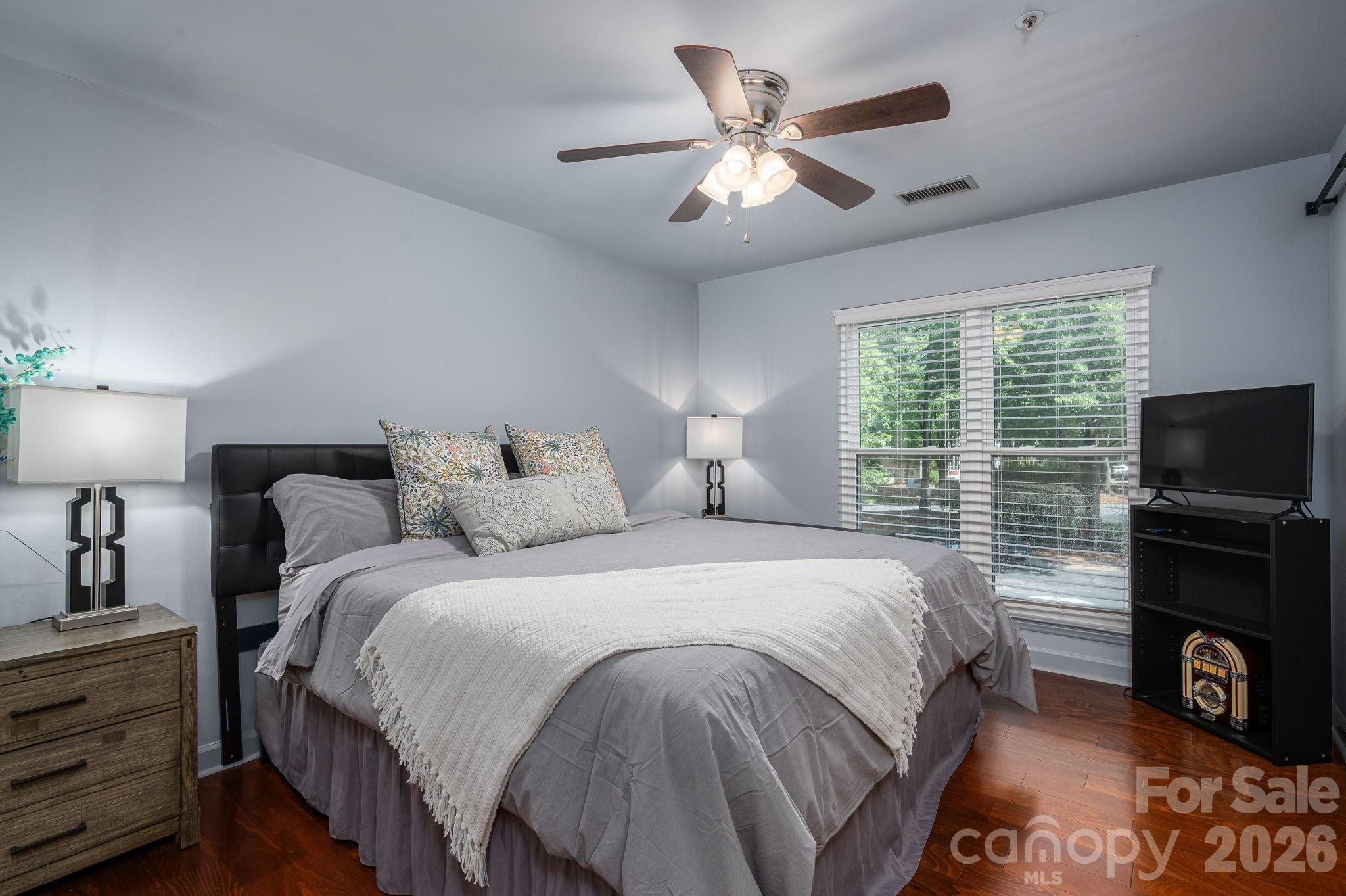 1018 Southwest Drive SW Unit: 18