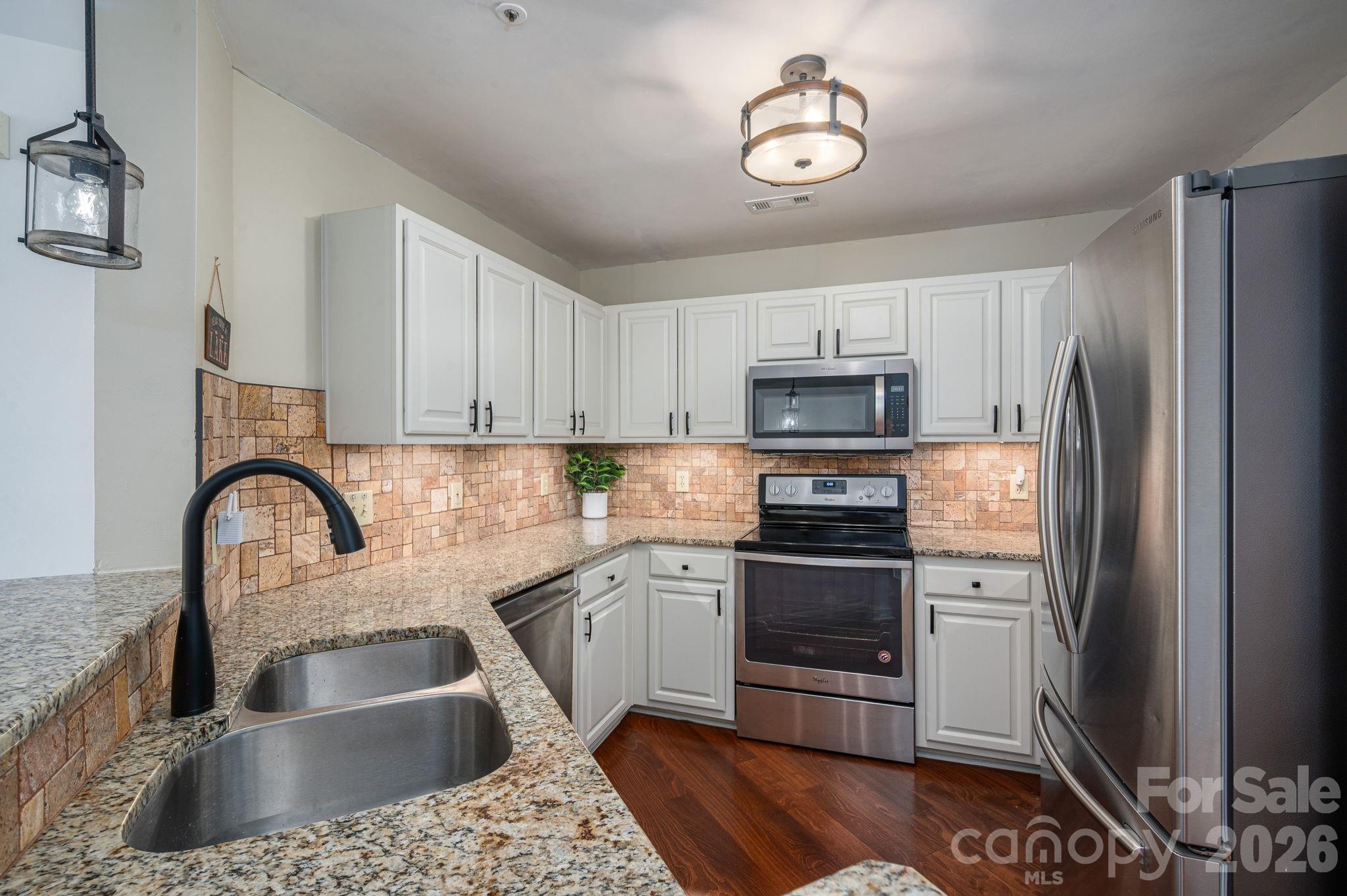 1018 Southwest Drive SW Unit: 18