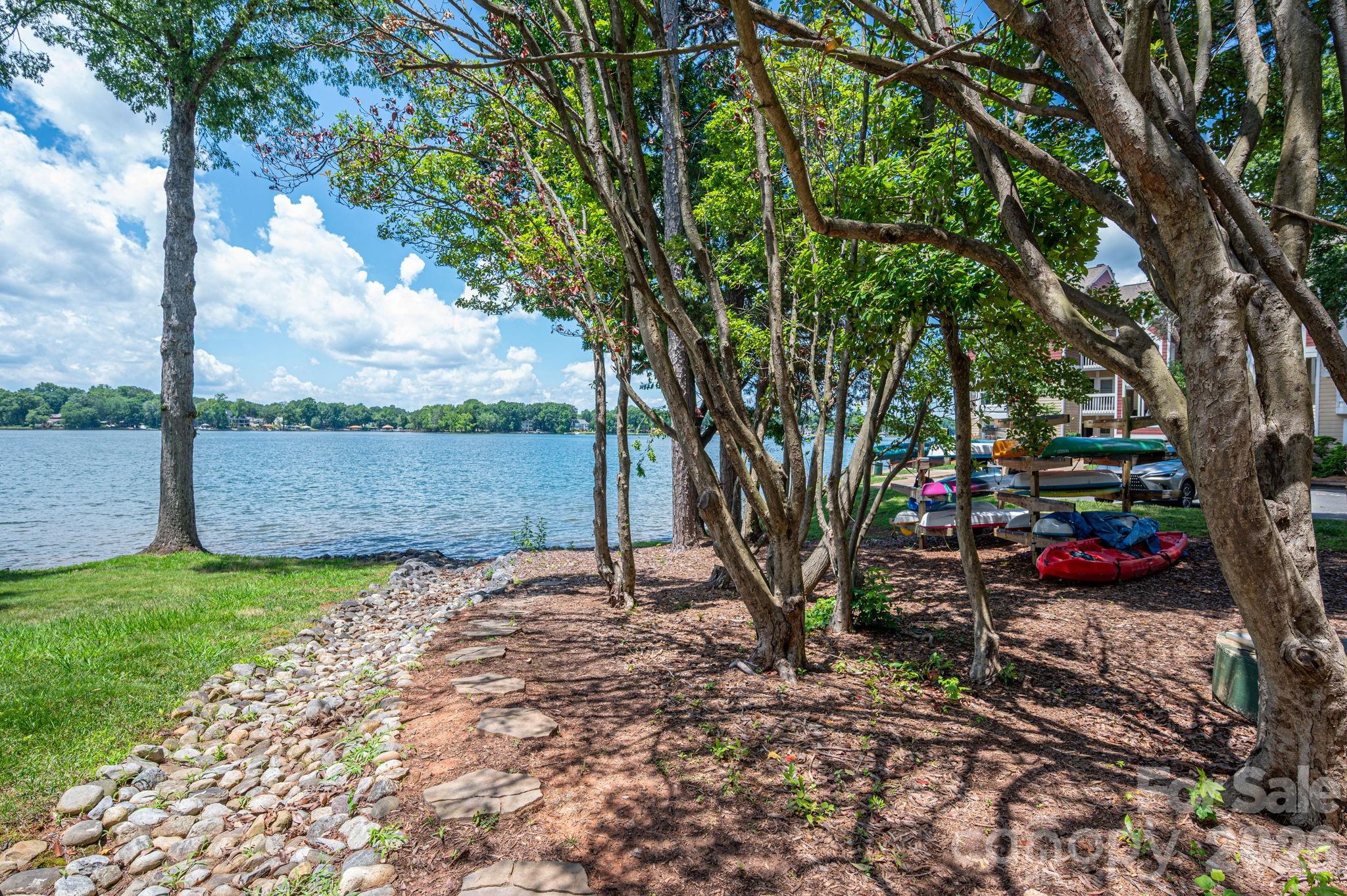 1018 Southwest Drive SW Unit: 18