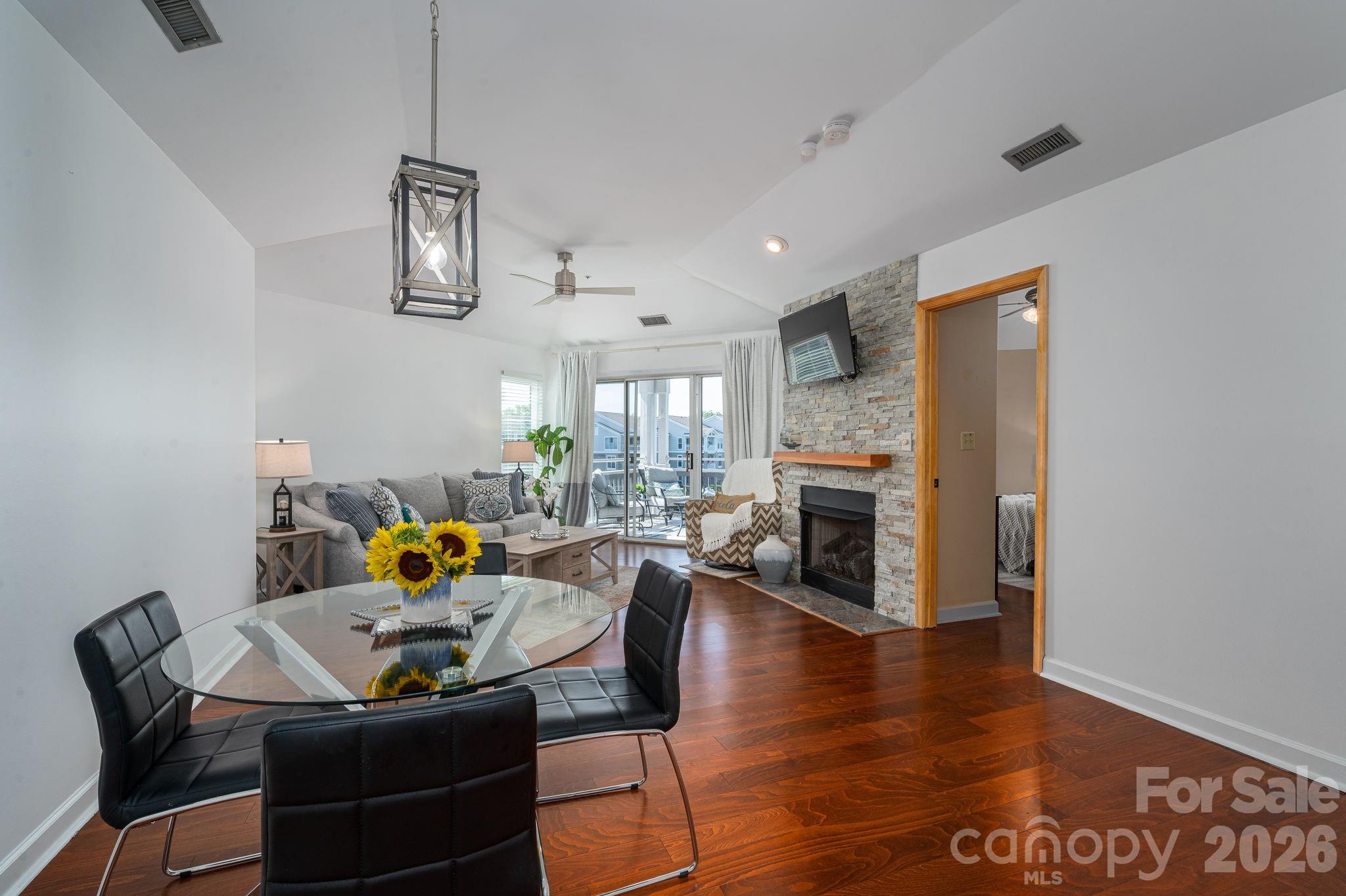 1018 Southwest Drive SW Unit: 18