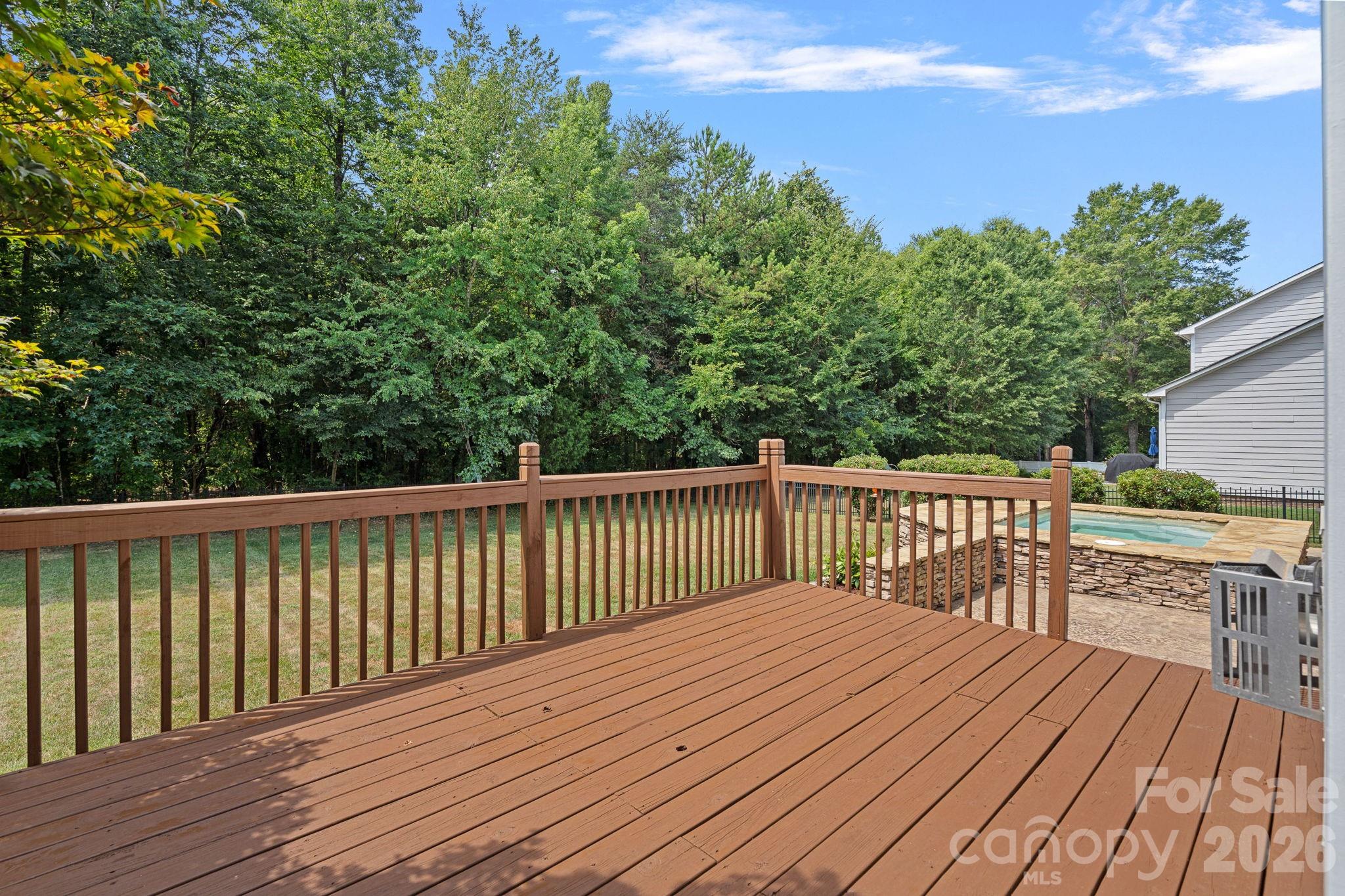 123 Hedgewood Drive