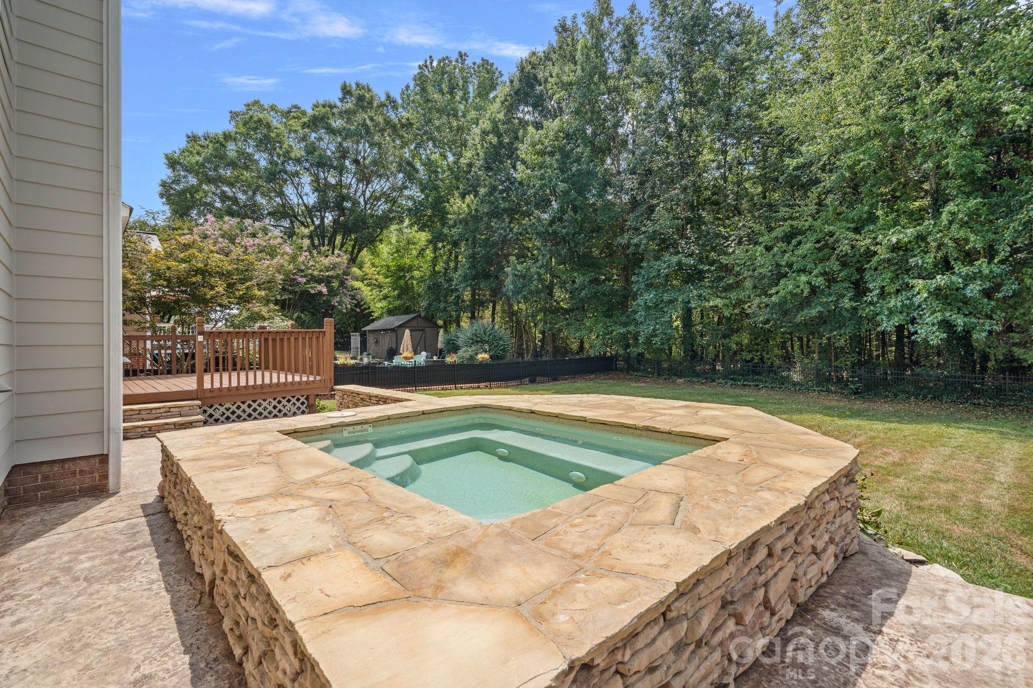 123 Hedgewood Drive
