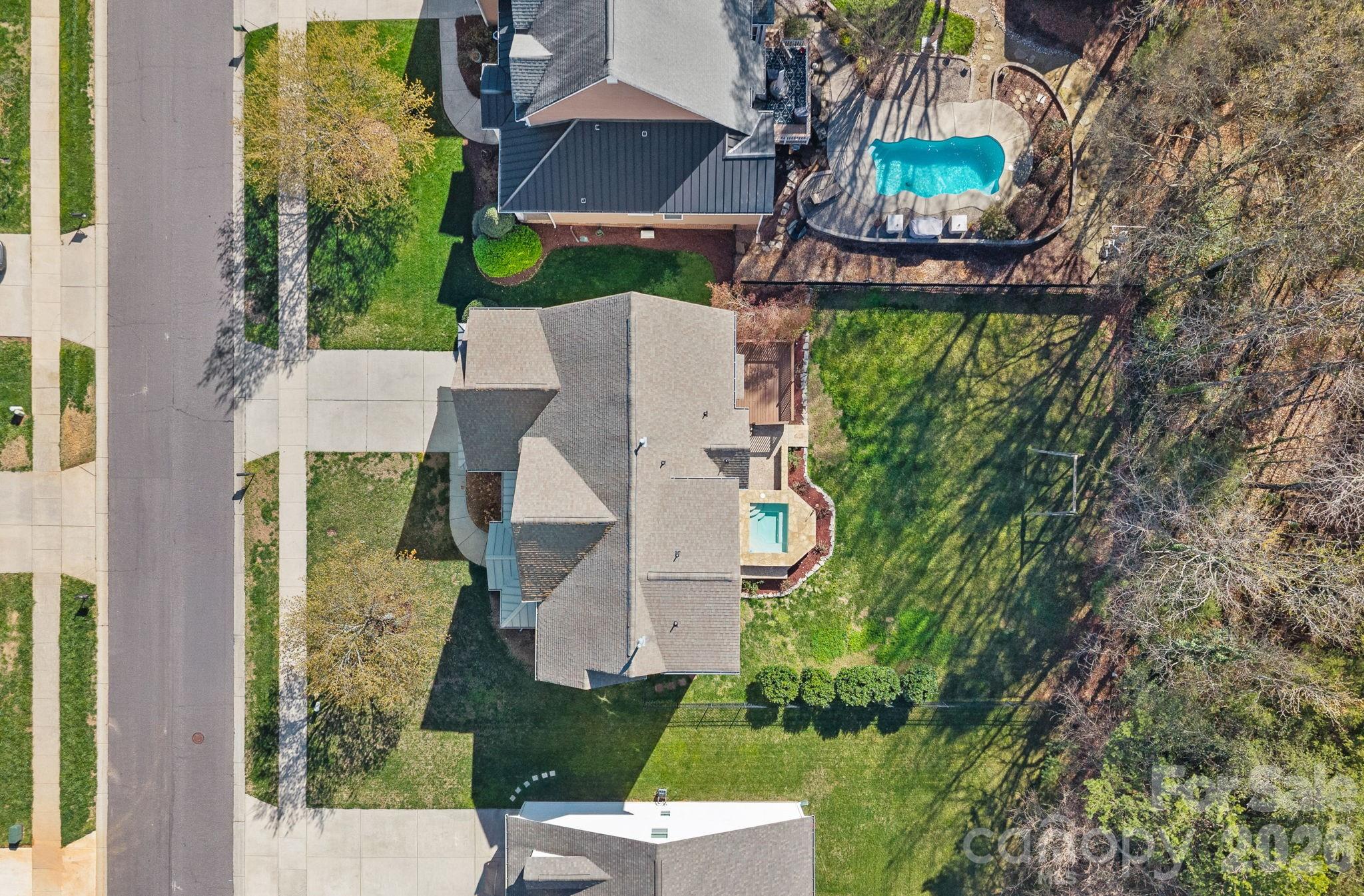 123 Hedgewood Drive
