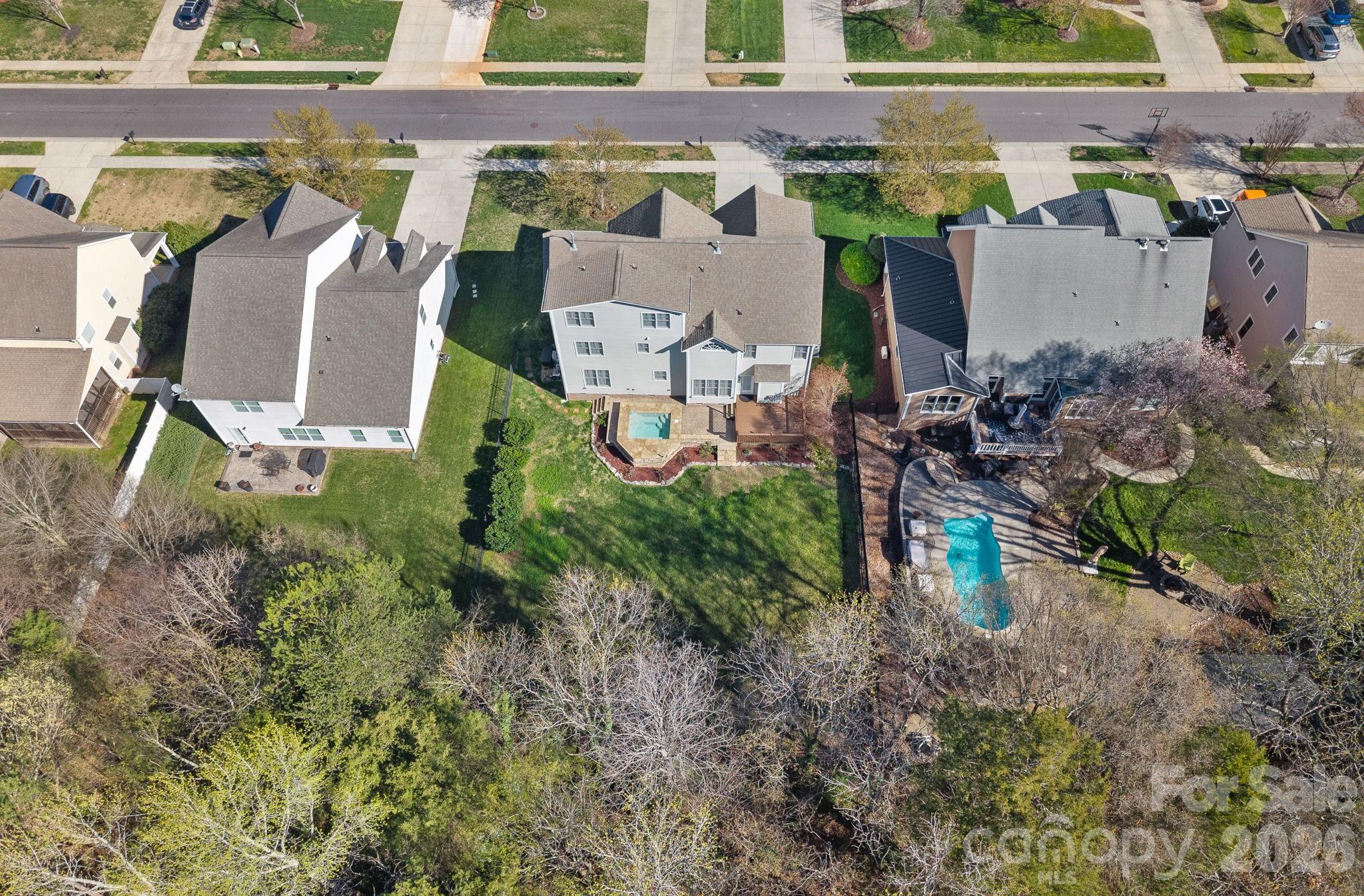 123 Hedgewood Drive