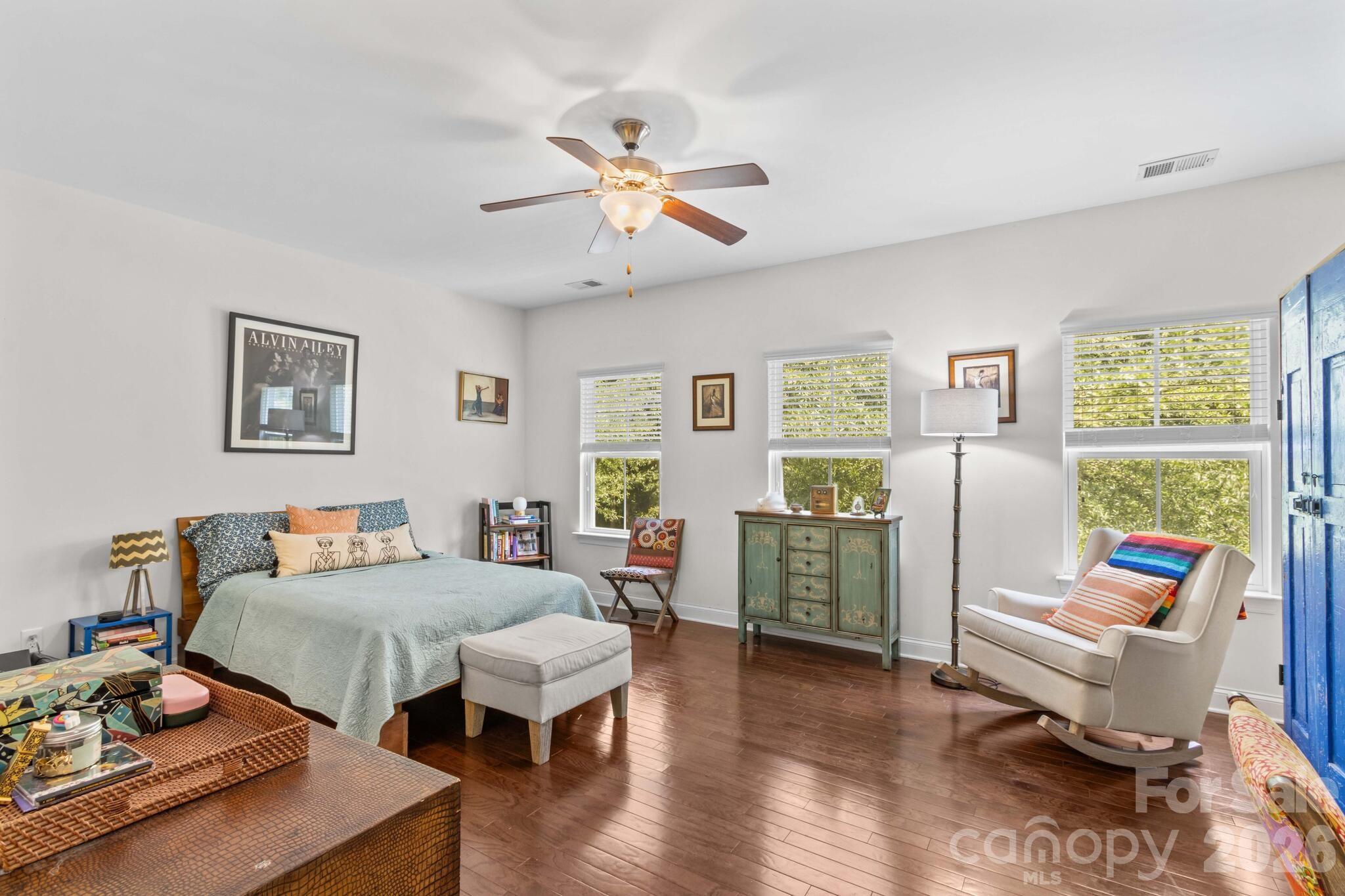 10258 Vanguard Parkway