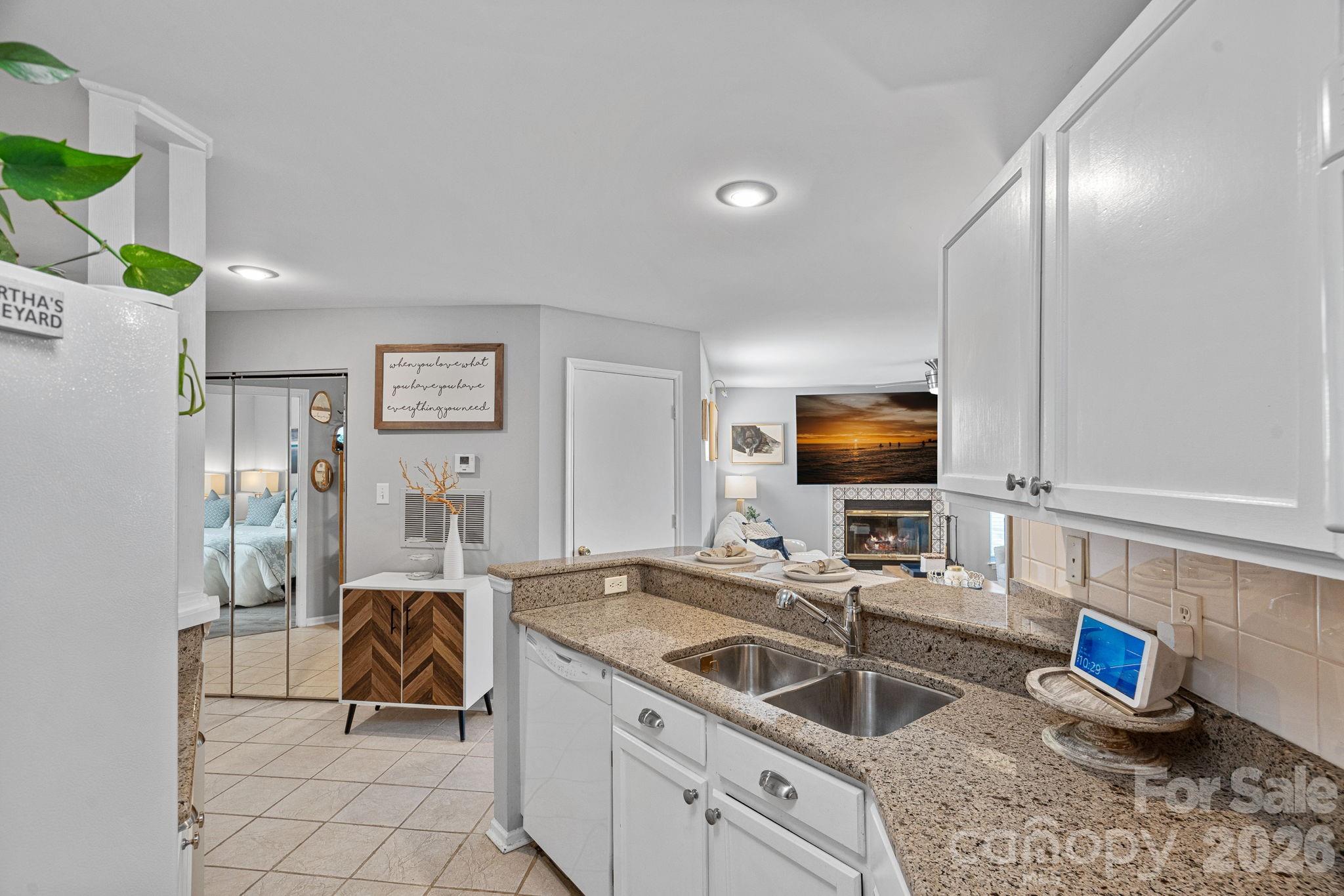 18845 Vineyard Point Lane