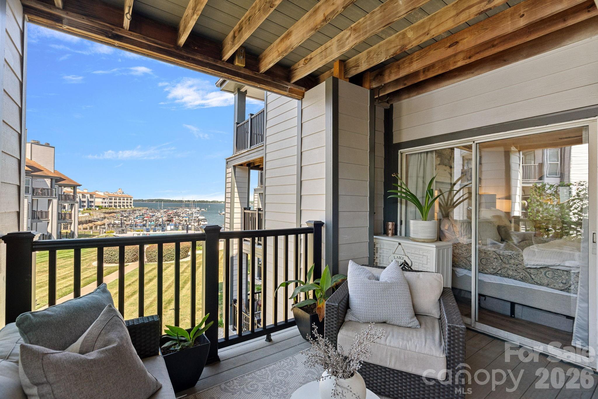 18845 Vineyard Point Lane