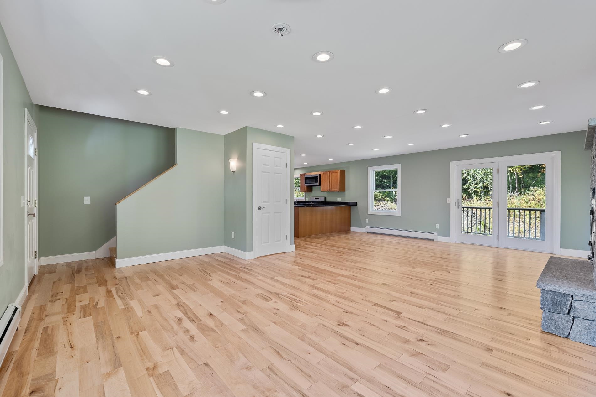 43 Lee Way