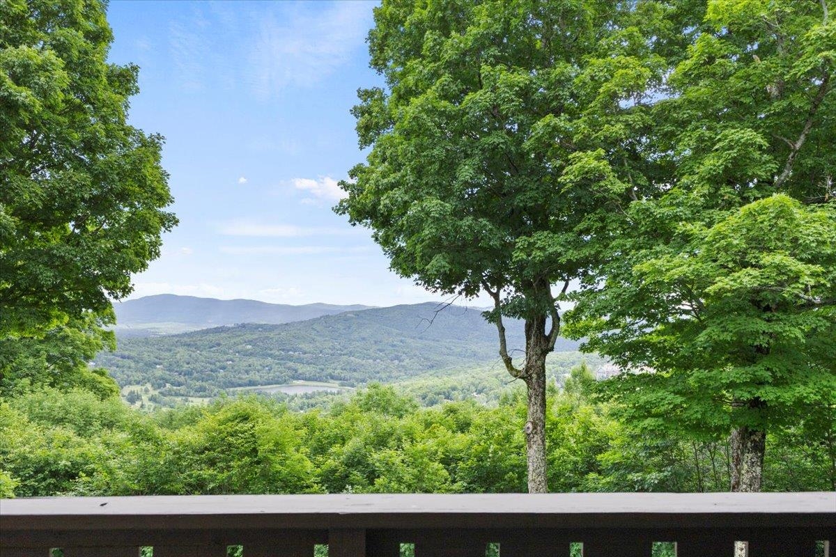 20 West Ridge Road