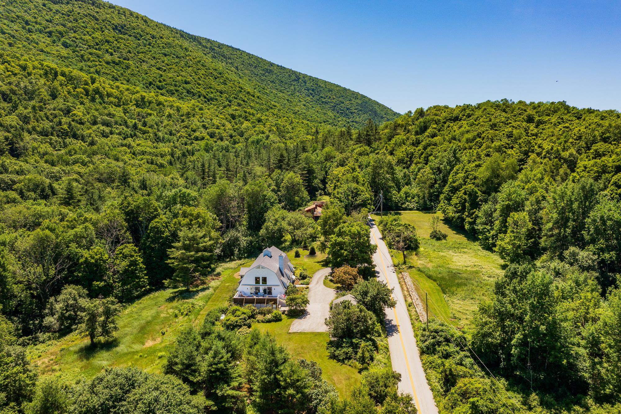 1115 South End Road